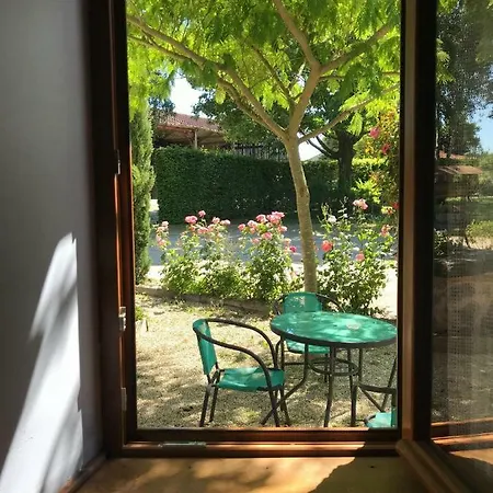 La Raymondiere Bed & Breakfast Vernoux-en-Gâtine