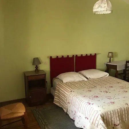 Oda ve Kahvaltı La Raymondiere