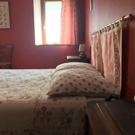 La Raymondiere Bed & Breakfast Vernoux-en-Gâtine